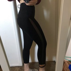 Lorna Jane 7/8 Tights with Mesh down the side!